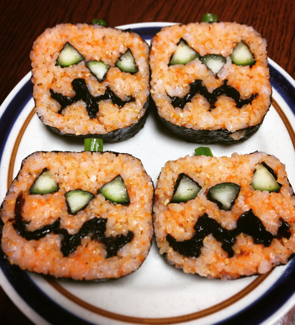１０月１５日（日）〜予約制〜
ハロウィン飾り巻き寿司教室